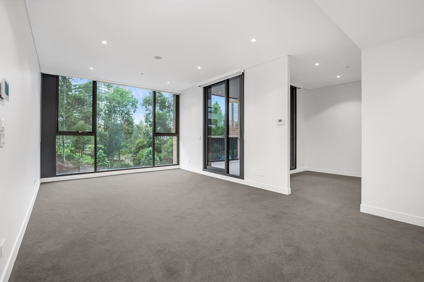 209 / 21 Spurway Drive, Norwest