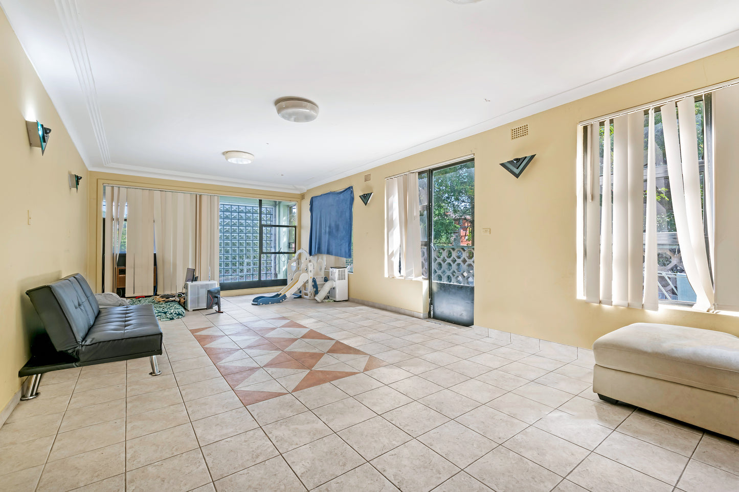403 Guildford Rd, Guildford