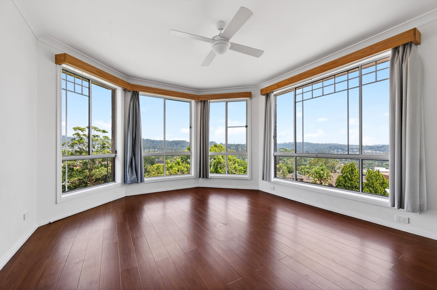 122 Dangerfield Drive, Elermore Vale