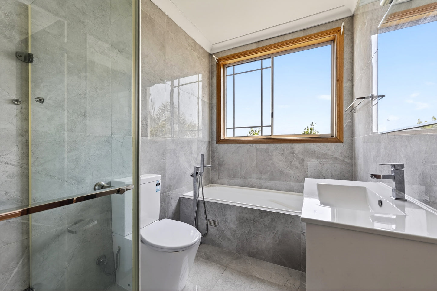 122 Dangerfield Drive, Elermore Vale